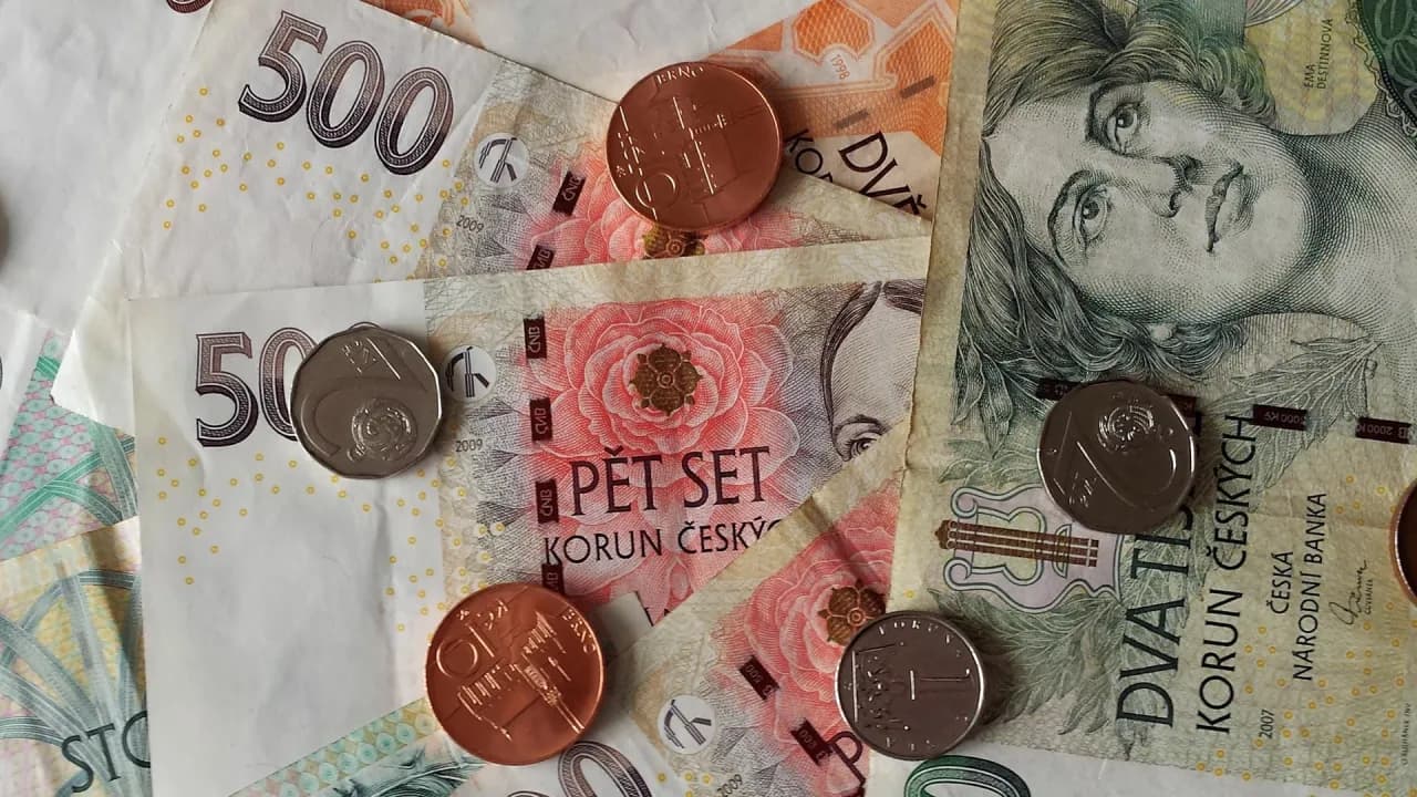 Jaka waluta w Czechach? Wszystko o koronie czeskiej i płatnościach