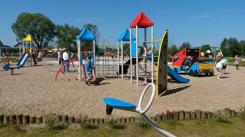 Półwysep Helski z dzieckiem: najlepsze atrakcje i praktyczne porady dla rodzin