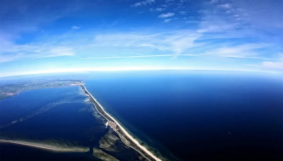 Jak długi jest Półwysep Helski? Dokładna długość i ciekawostki geograficzne